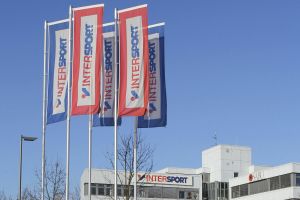 Intersport prüft Produktionsverlagerung nach China – Rückzug von Nike und Adidas schafft Kapazitäten