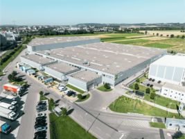 io unterstützt Premiumautomobilhersteller bei der Transformation der Produktion hin zur E-Mobilität