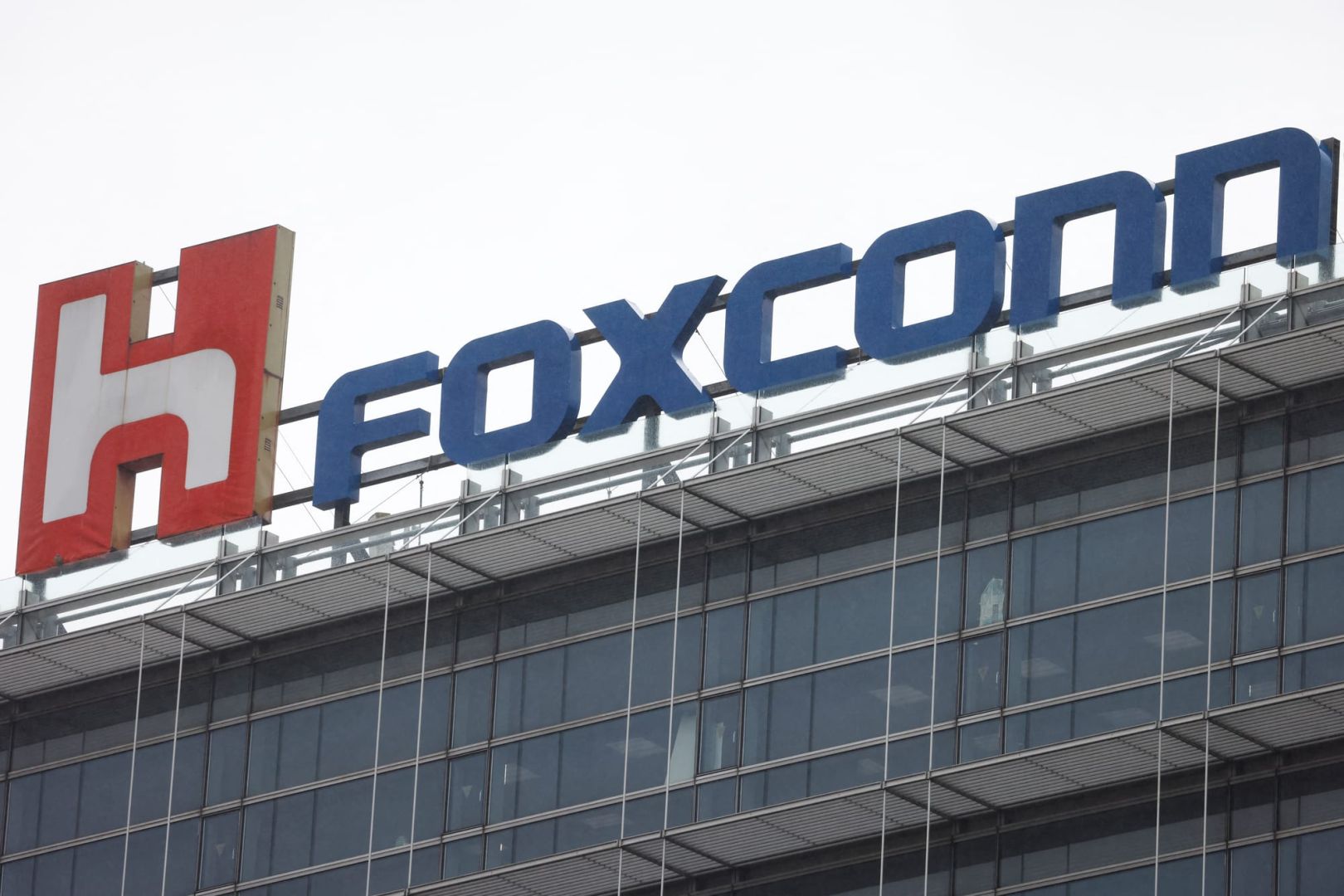 iPhone war gestern – Foxconn verdient jetzt mit KI-Servern