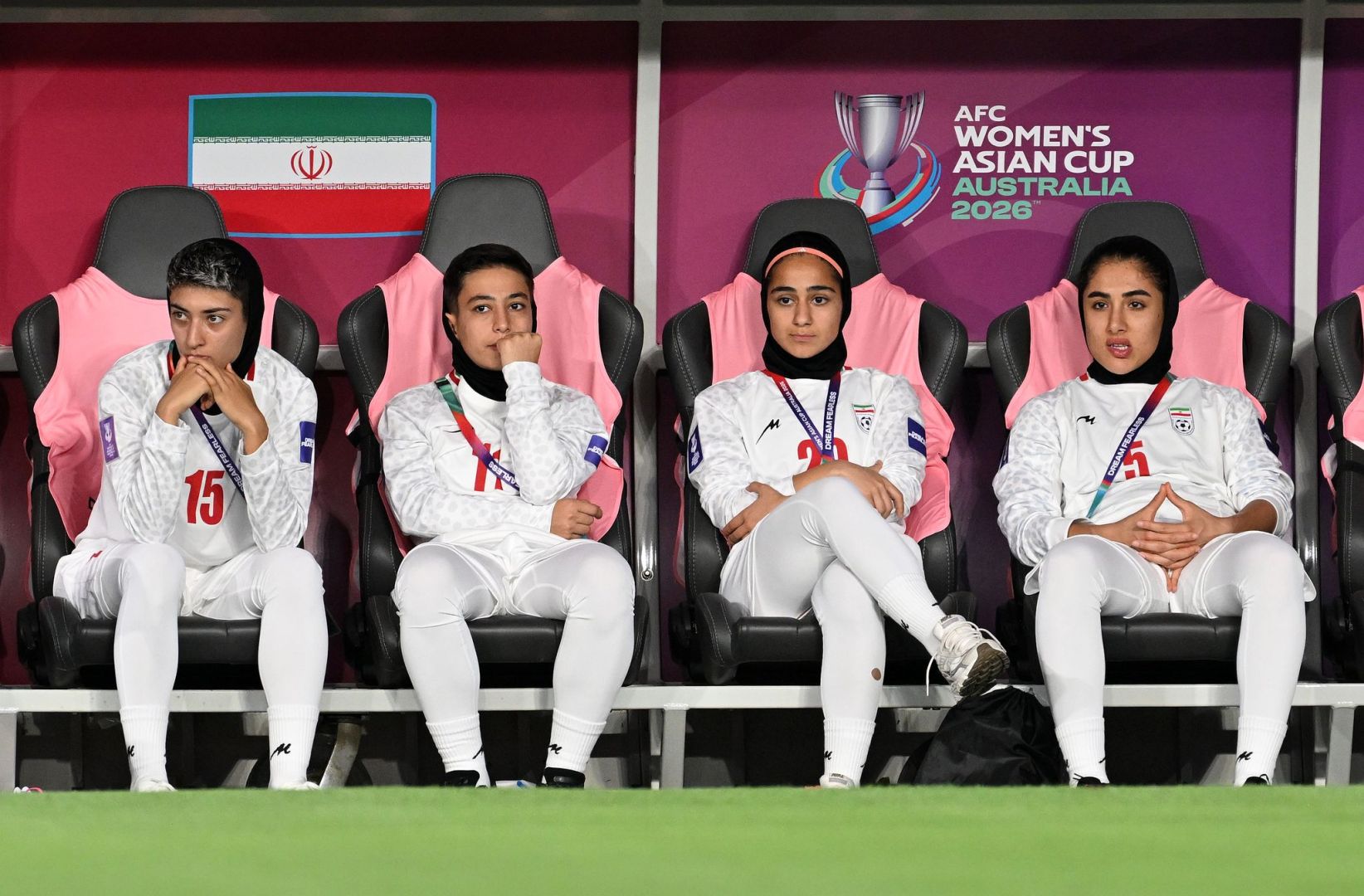 Iran-Krieg - Irans Fußballerinnen