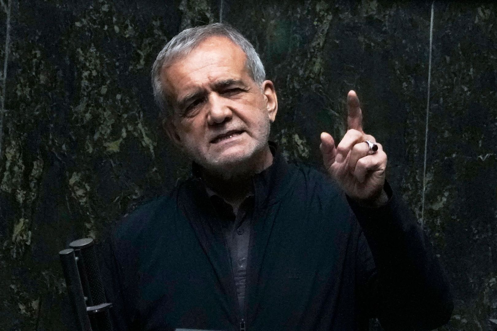 Irans Präsident Peseschkian