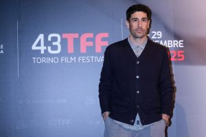 Jason Biggs hat seinem elfjährigen Sohn Sid die berühmteste Szene seiner Karriere gezeigt.