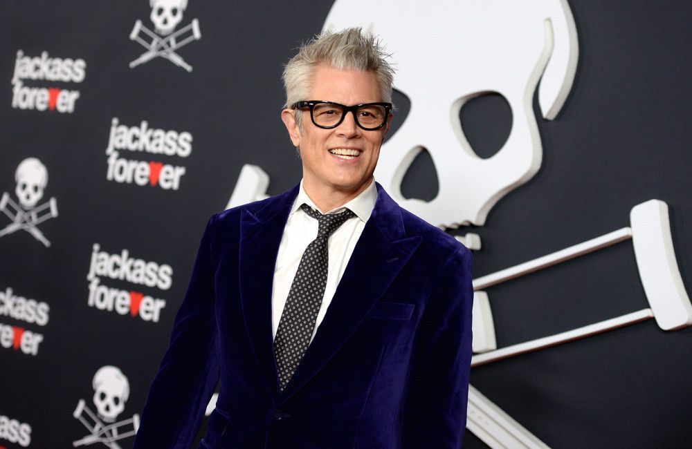 Johnny Knoxville behauptet, dass eine gewaltige Explosion am Set von 'Jackass 5' für einen Flugzeugabsturz gehalten wurde.