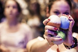 Jonglierkurs für Anfänger in München bei Deutschlands erfolgreichstem Jongliertrainer