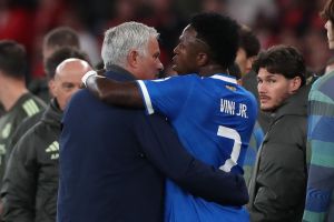José Mourinho und Vinícius Júnior