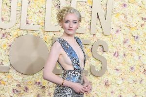 Julia Garner