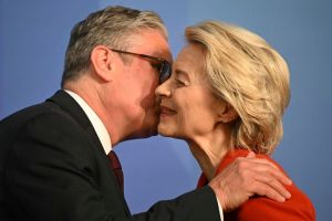 Keir Starmer und Ursula von der Leyen