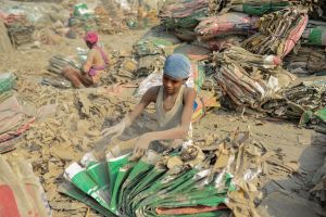 Kinderarbeit und Umweltverschmutzung in Bangladesch