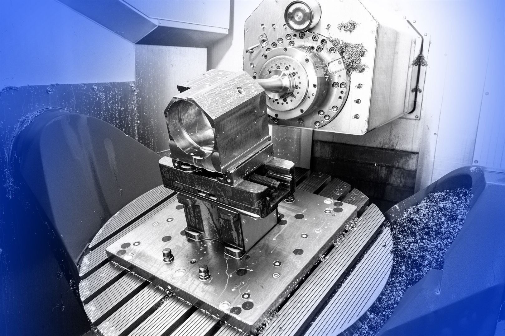 KIPP erweitert Portfolio um mechanische Nullpunkt-Spannsysteme und 5-Achs-Zentrierspanner