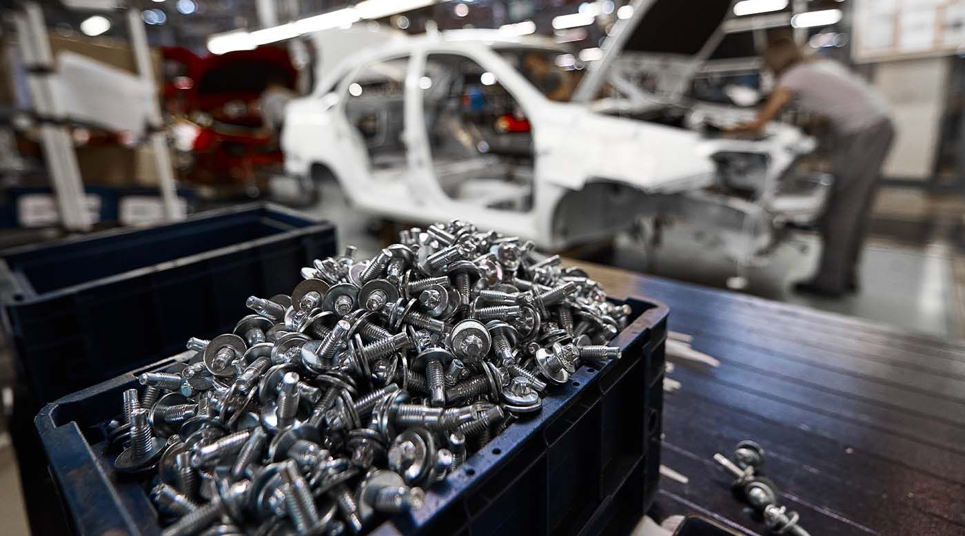 Kleinteile richtig reinigen: So sichern Fahrrad, Motorrad & Oldtimer ihre Präzision