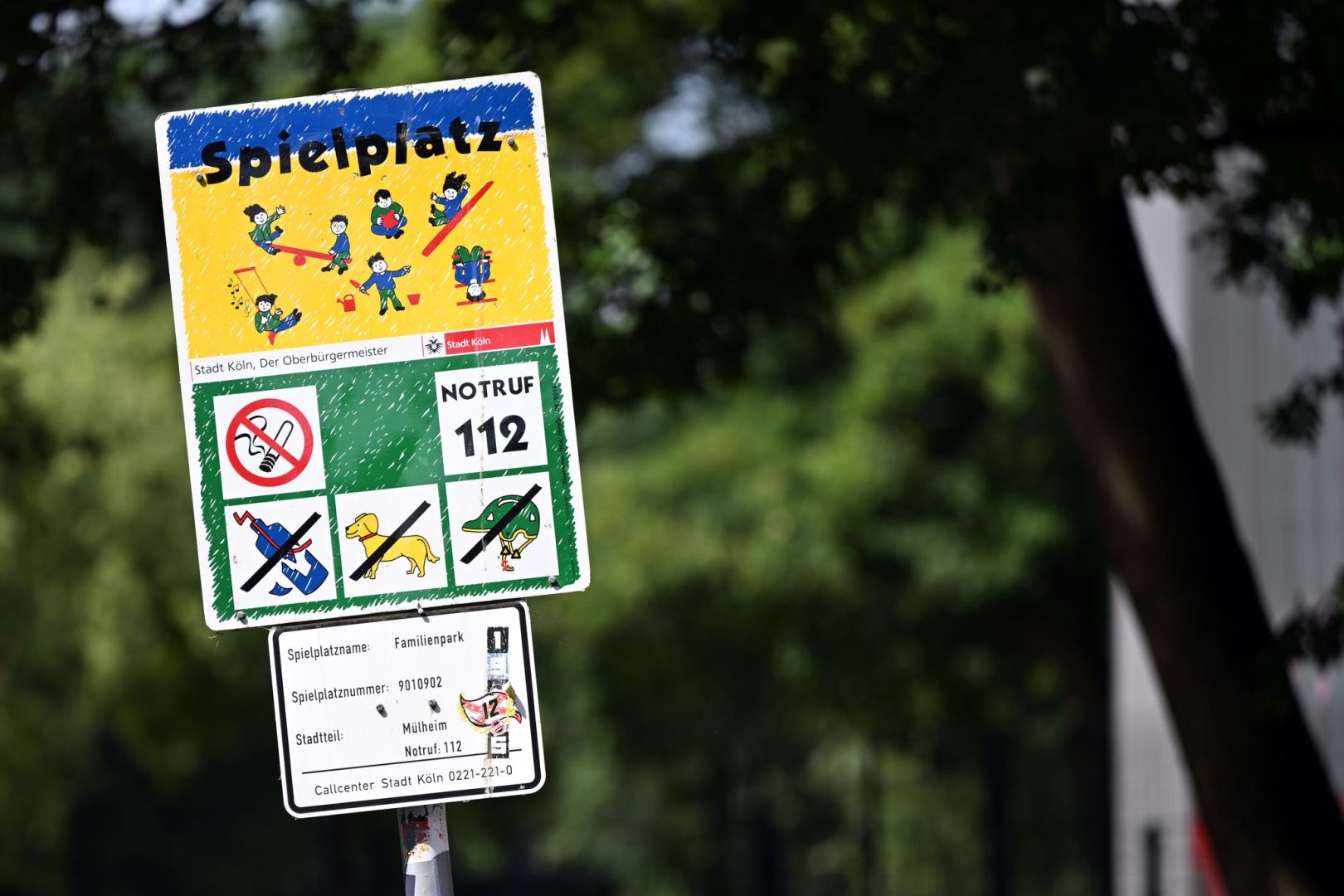 Köln will Spielplätze nun doch «Spielplatz» nennen