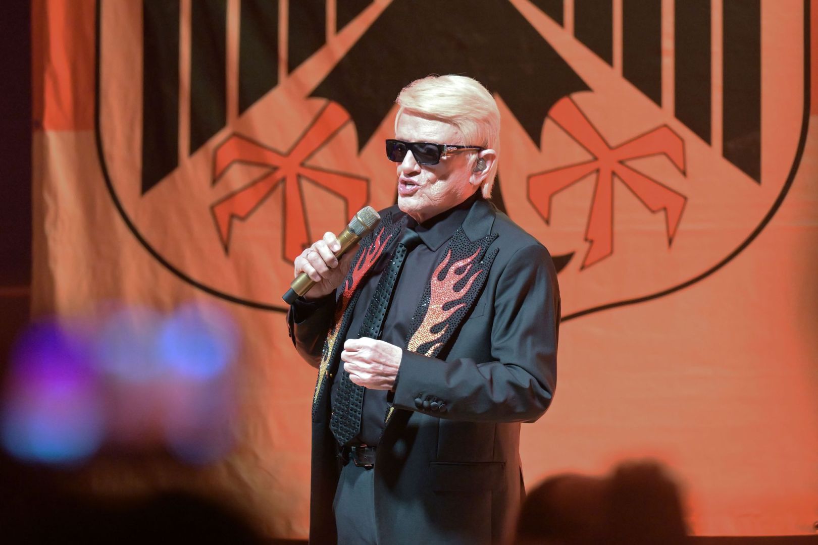 Konzert des Sängers Heino aus Solidarität mit Feuerwehrmann