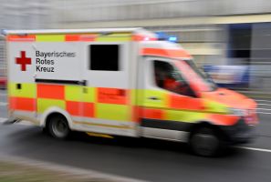 Krankenwagen - Symbolbild