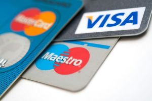 Kreditkartengebühren könnten sinken – Streit zwischen Händlern und Visa/Mastercard vor Lösung