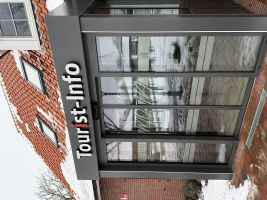 Krummhörn-Greetsiel: Tourist-Information Greetsiel bis März im Nationalpark-Haus untergebracht