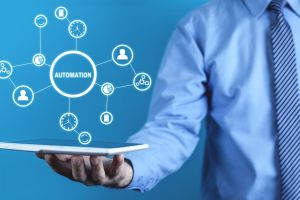 Künstliche Intelligenz und Automatisierung: Potenziale und Herausforderungen im Projektmanagement