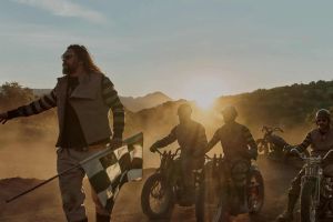Kurt Sutter kehrt zurück: Jason Momoa führt neue Biker-Serie „Nomad“ für Apple TV+ an