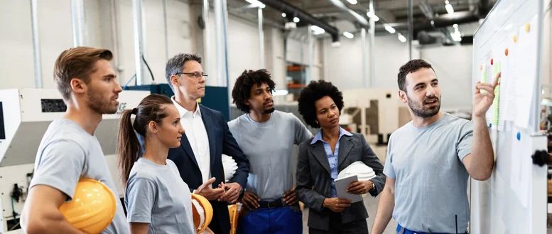 KVP im Unternehmen: Kontinuierliche Verbesserung als Schlüssel für Effizienz und Wettbewerbsfähigkeit