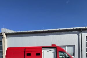 Laderaum effizienter nutzen: Die individuellen Teilausbau-Lösungen von Winter Kühlfahrzeuge.