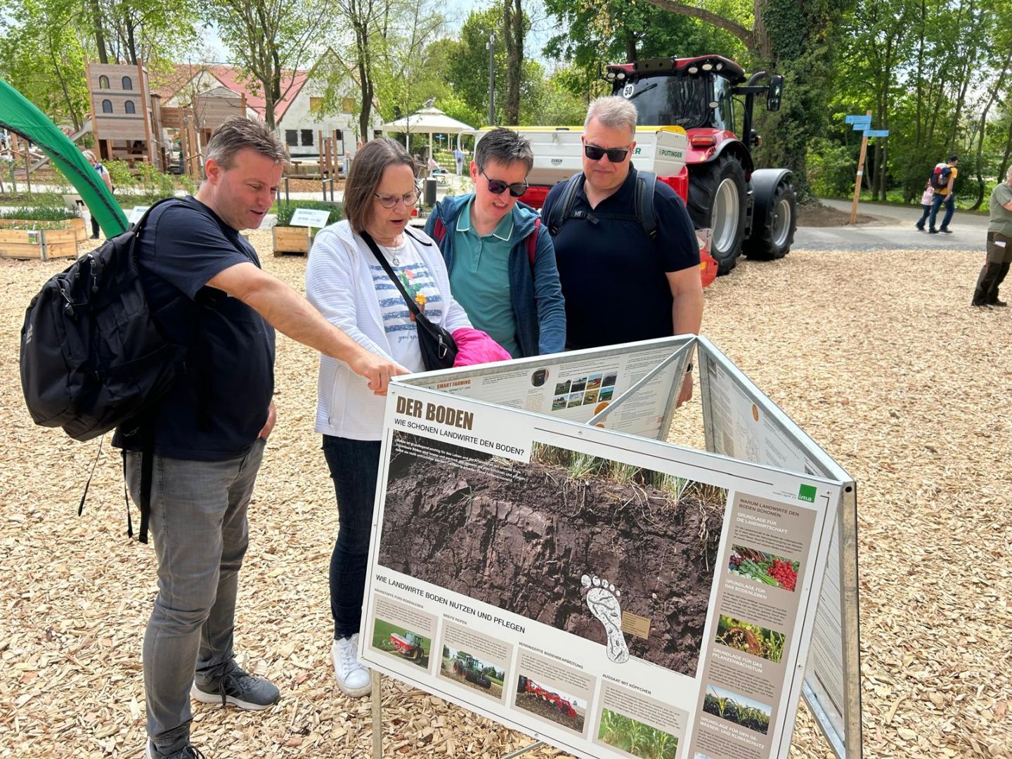 Landesgartenschau mit landwirtschaftlicher Bildungsarbeit