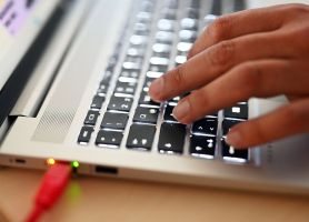 Laptop