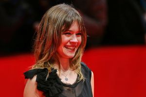 Lea Drinda spielte Erika in "In die Sonne schauen" (Archiv)