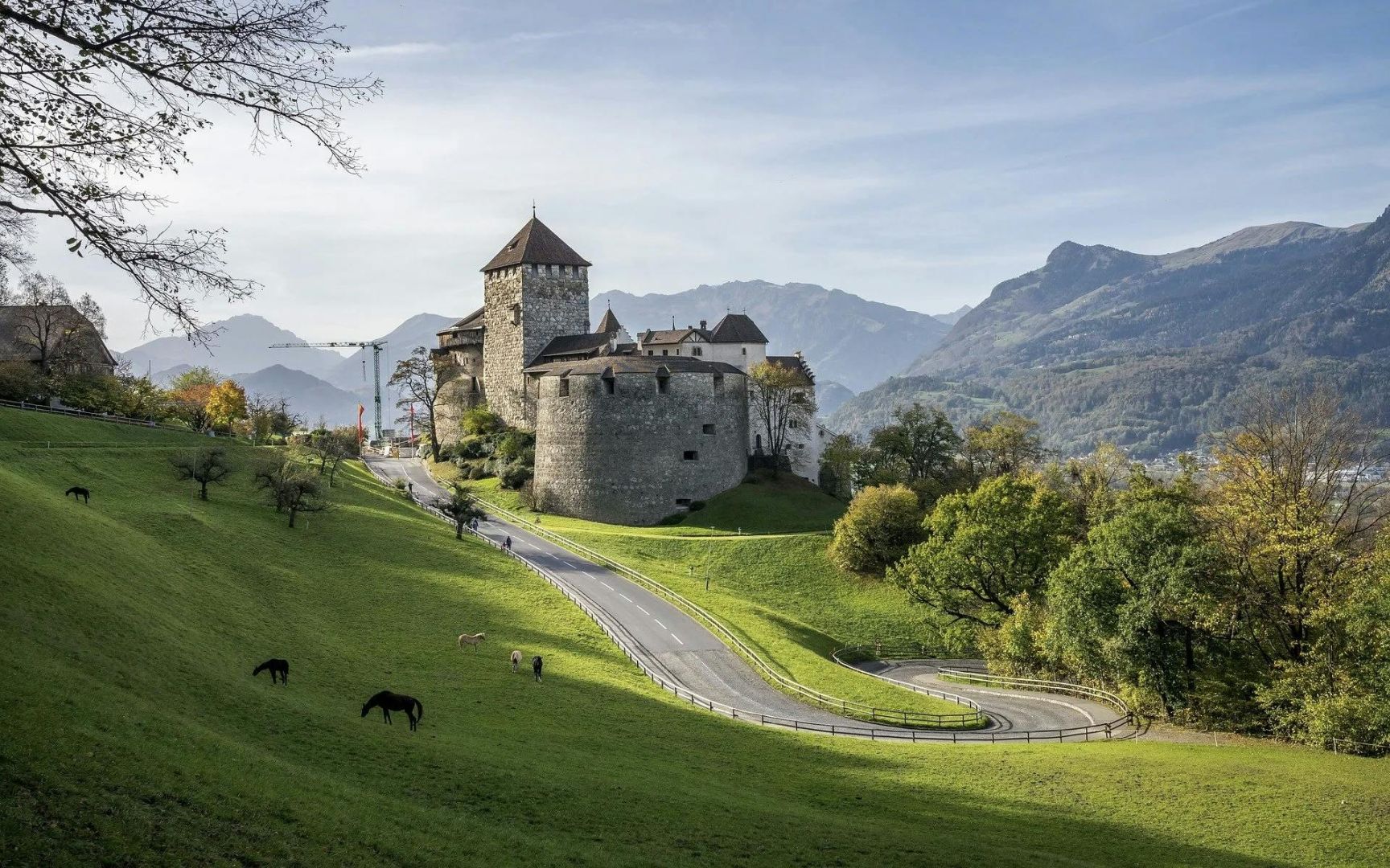 Liechtenstein kämpft mit „Zombie“-Trusts – US-Sanktionen legen Vermögensstrukturen lahm