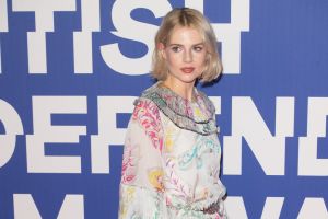 Lucy Boynton und Harry Lawtey haben sich Sir Sam Mendes' Beatles-Biopics angeschlossen.