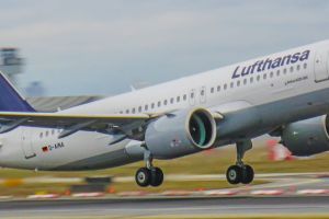 Lufthansa dreht Deutschland den Rücken: Spohr streicht Strecken