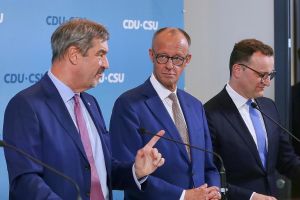 Markus Söder, Friedrich Merz, Jens Spahn (Archiv)