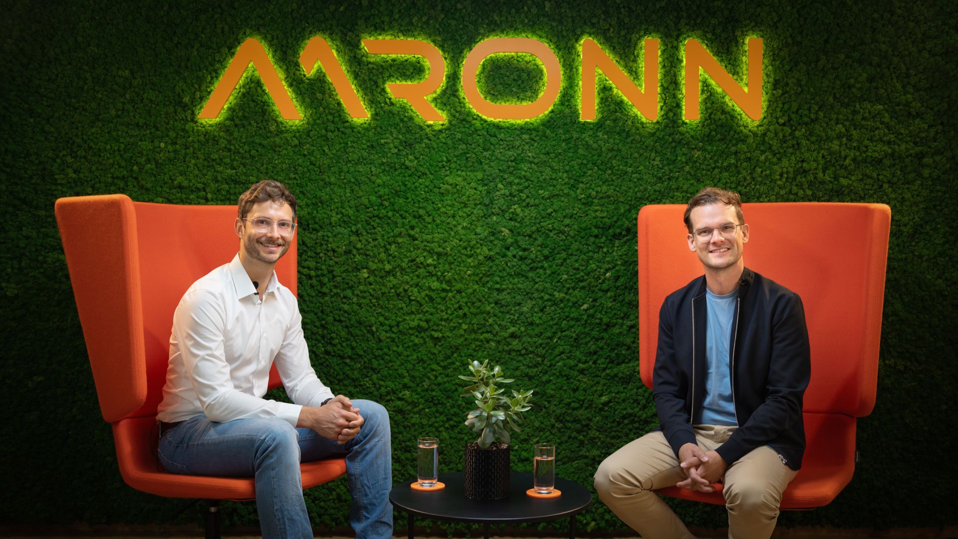 Maßgeschneiderte Lösungen für Sondermaschinenbau: Aaronn und Sonplas im Gespräch