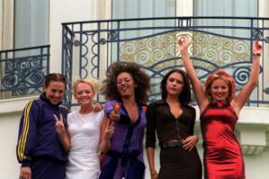 Melanie C hofft immer noch, dass die Spice Girls Glastonbury spielen.