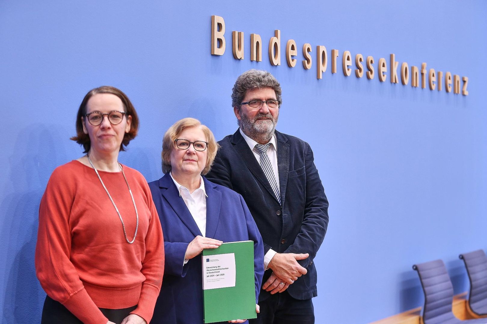 Menschenrechtsbericht des DIMR am 08.12.2025