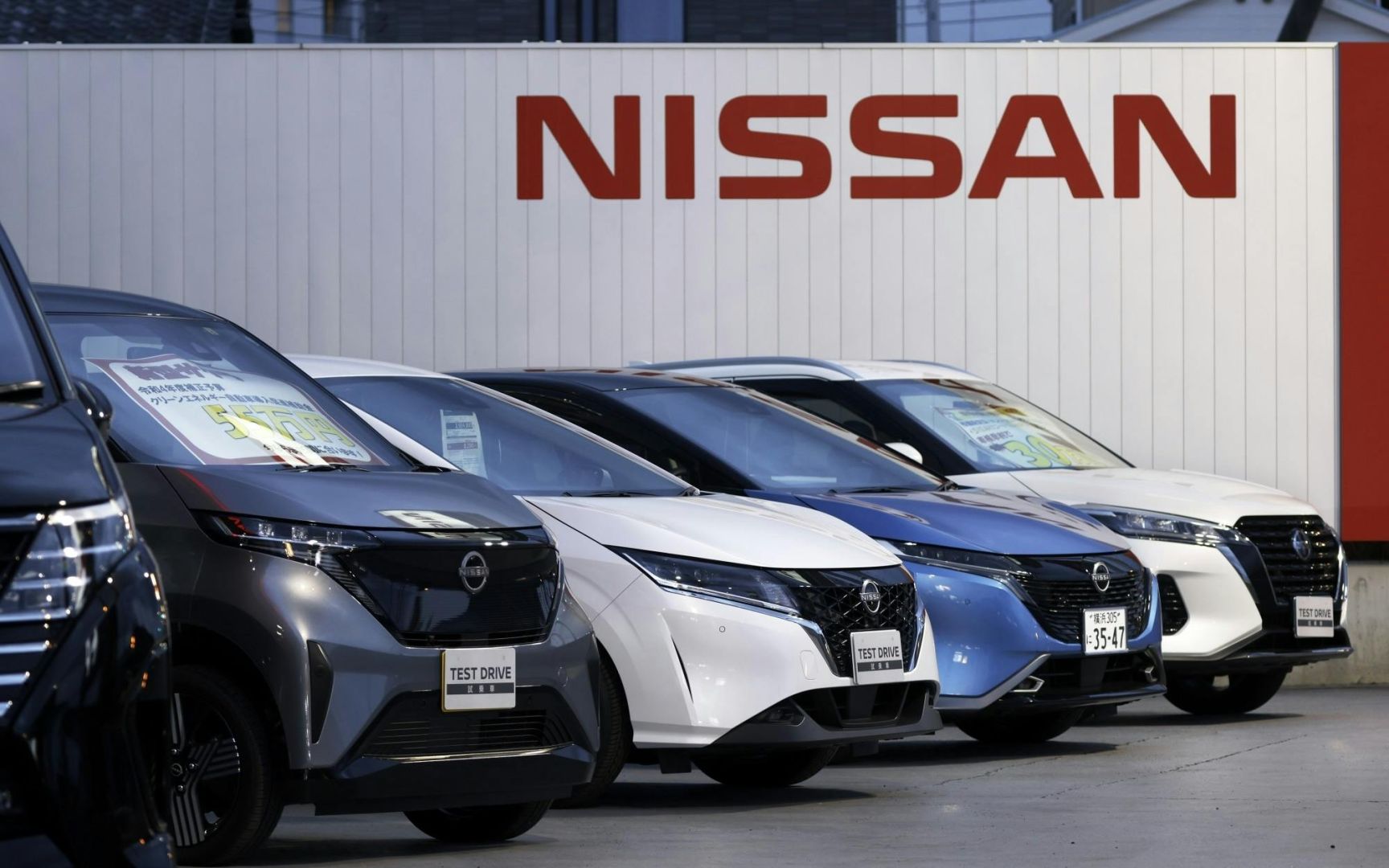 Mercedes steigt bei Nissan aus – Aktie bricht ein