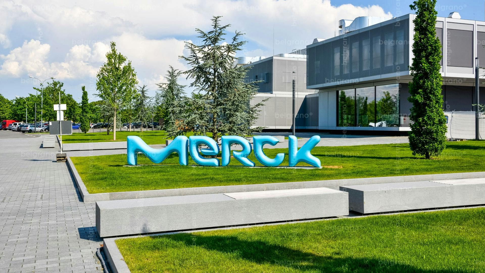 Merck-Aktie im Fokus: JP Morgan bleibt optimistisch – Kursziel 155 Euro