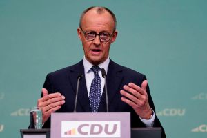 Merz gewinnt an Zustimmung – Kanzlerwerte steigen leicht vor Weihnachten