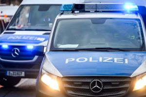 Messerangriff an Bushaltestelle