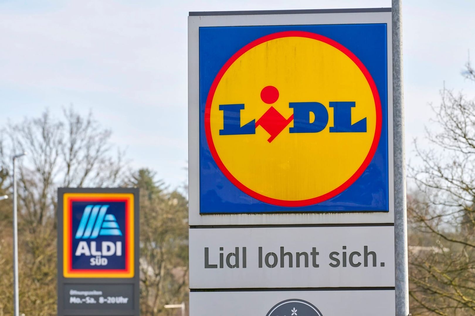 Milliarden verzockt, Cent gespart: Wie Aldi und Lidl ihre Kunden täuschen