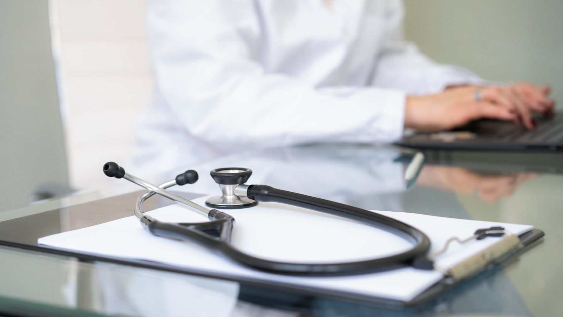 Milliardenrisiko: Wie der hohe Krankenstand 40 Mrd. Euro verbrennt