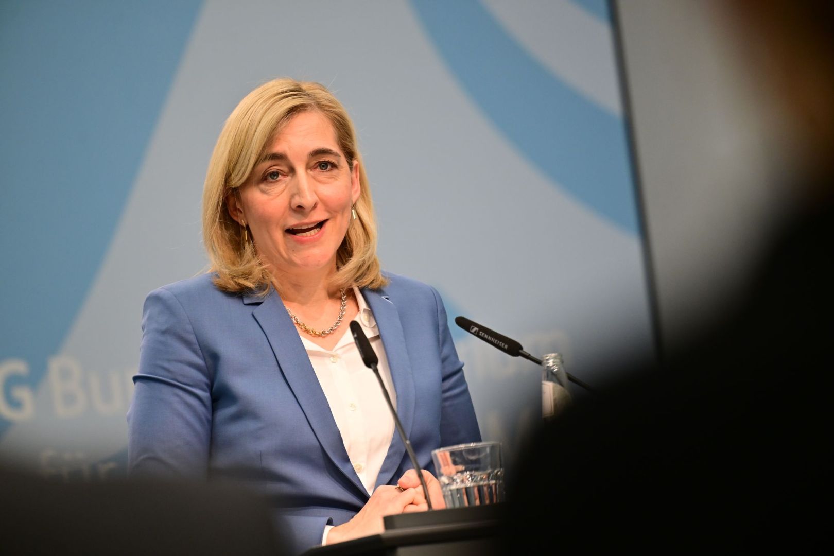 Ministerin Warken zur Finanzreform der gesetzlichen Krankenkasse