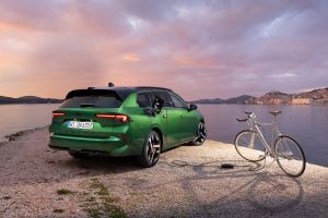 Mobile Stromquelle: Neuer Opel Astra und viele weitere Opel-Modelle mit V2L-Technologie