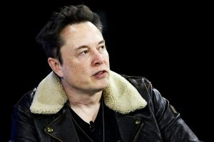 Musk wirft Apple Wettbewerbsverzerrung zugunsten von OpenAI vor und droht mit Klage