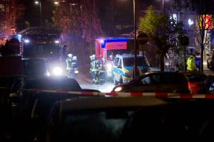 Mutter und zwei Kinder nach Messangriff auf Intensivstation