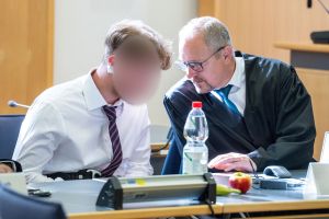 Nach Axtangriff in ICE - Prozess