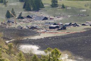 Nach Gletscherabbruch im Wallis