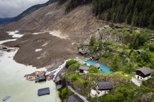 Nach Gletscherabbruch im Wallis