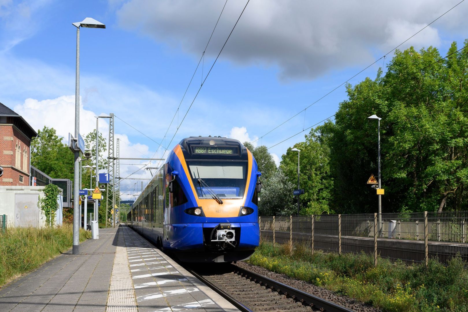 Nach Tod einer 16-Jährigen am Bahnhof Friedland