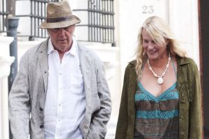 Neil Young,  Daryl Hannah