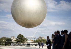 Neue Ausstellung des Olympia-Ballons in Paris