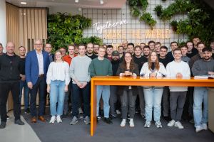 Neue Fachkräfte starten nach erfolgreicher Abschlussprüfung bei Weidmüller ins Berufsleben